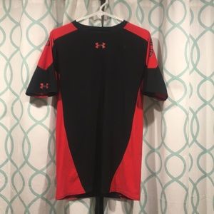 Black and red dry fit under armour shirt